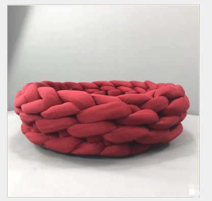 Braided Pet Bed for Dogs and Cats
