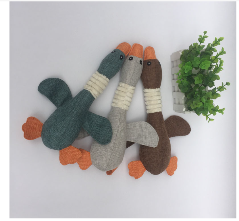 Goose Plush Dog Toy – Durable Squeaky Chew Toy for Playful Pets